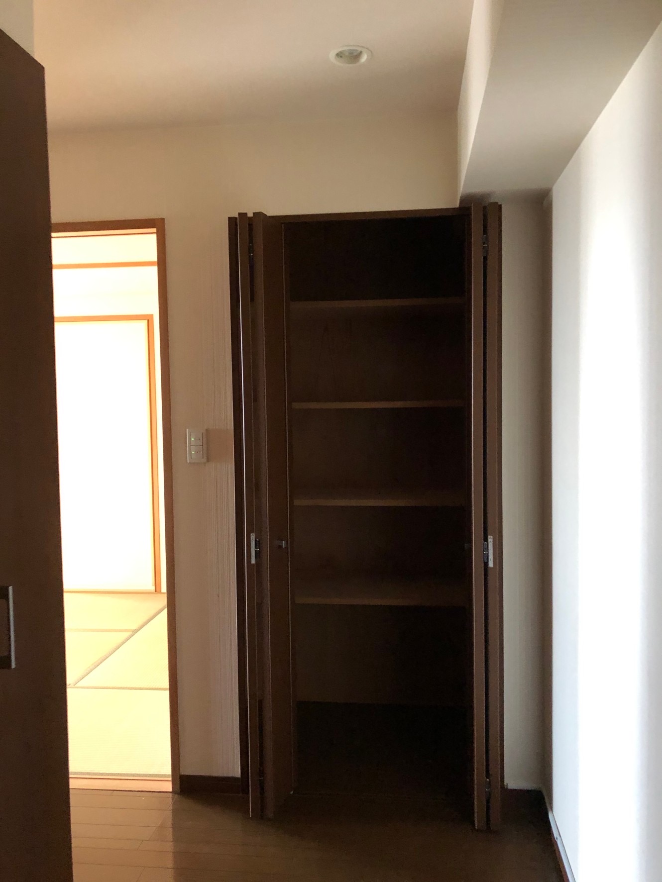 エルザタワーの施工前 3