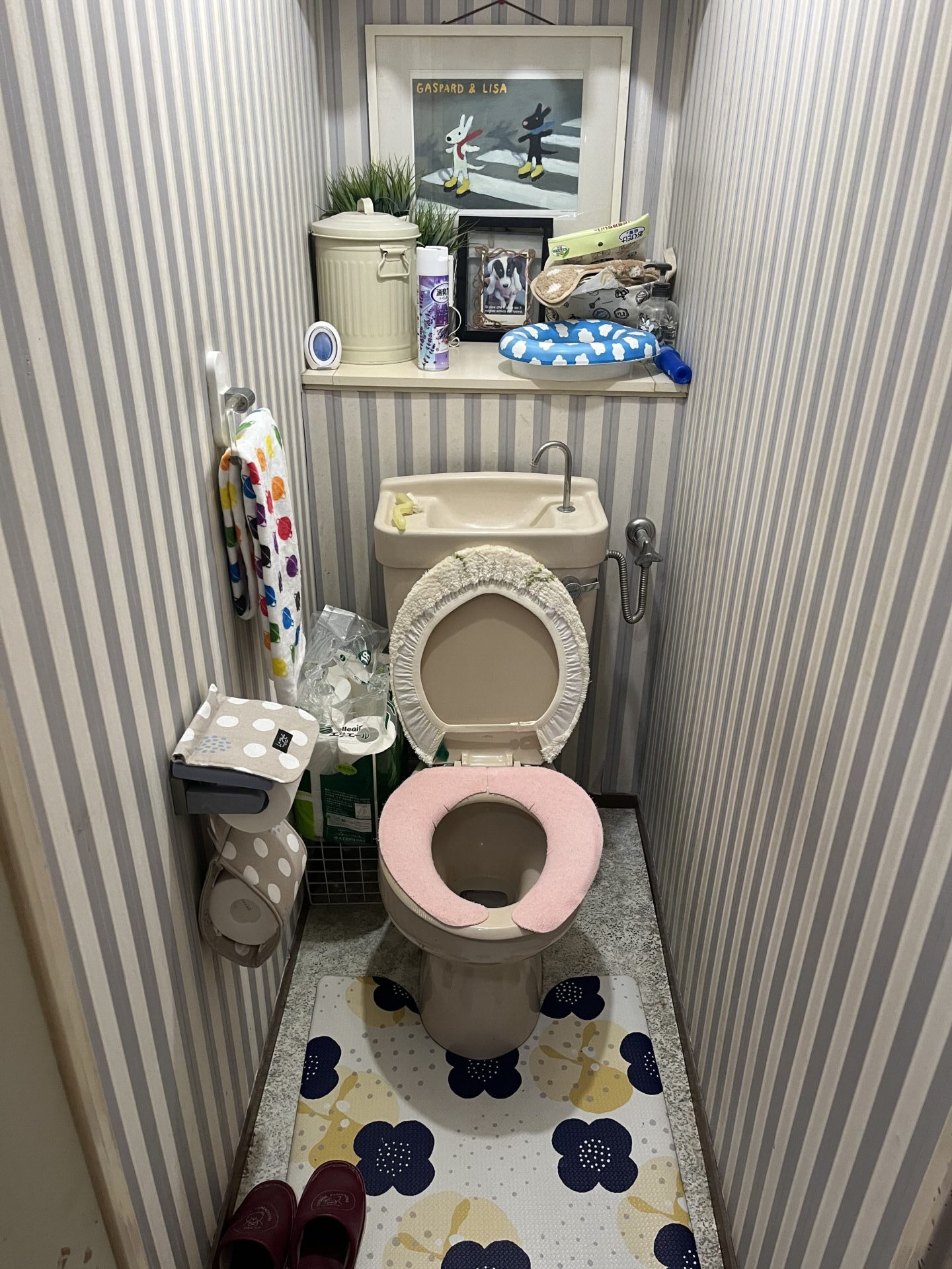 水回り・収納引き戸交換の施工前 2