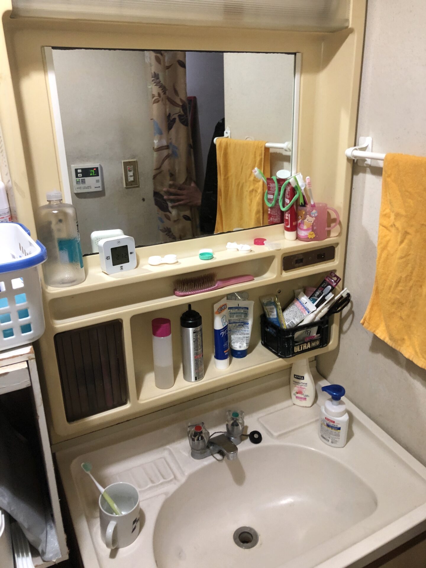 水回り・収納引き戸交換の施工前 5
